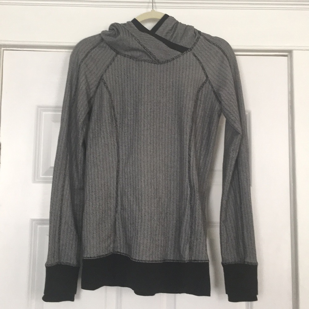 Lululemon Ready to Rulu Hoodie Size 6